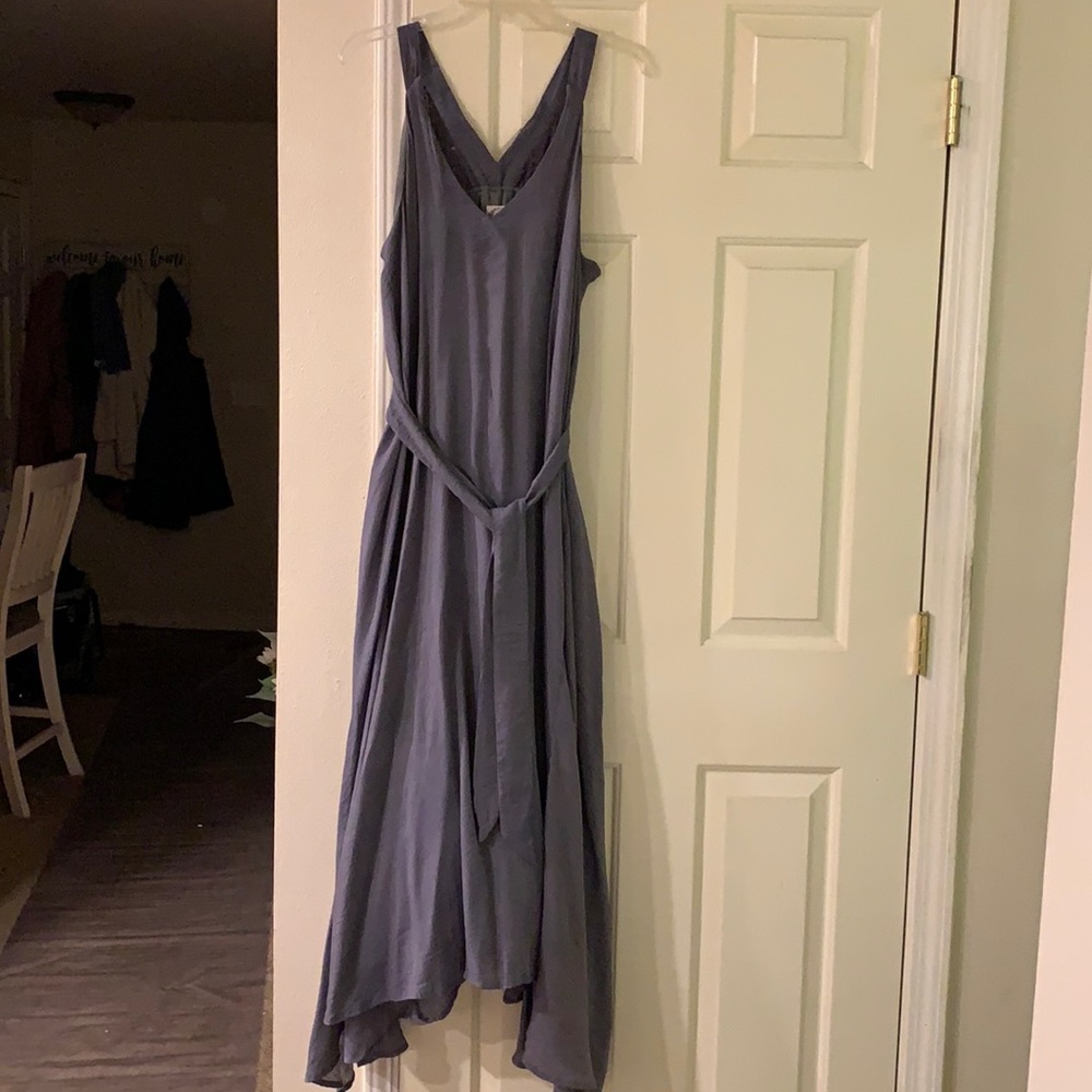 Joyfolie grey dress with lace on the back